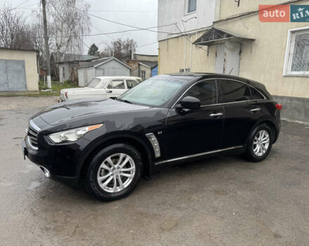 Черный Инфинити QX70, объемом двигателя 3.7 л и пробегом 185 тыс. км за 17700 $, фото 1 на Automoto.ua