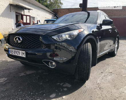 Чорний Інфініті QX70, об'ємом двигуна 3.7 л та пробігом 113 тис. км за 21300 $, фото 6 на Automoto.ua