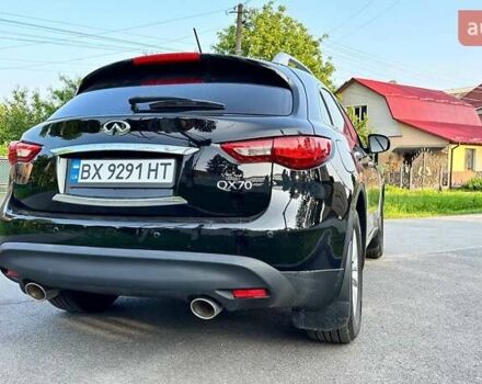 Черный Инфинити QX70, объемом двигателя 3.7 л и пробегом 192 тыс. км за 15555 $, фото 5 на Automoto.ua