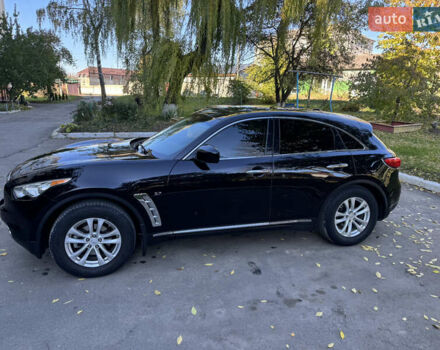 Черный Инфинити QX70, объемом двигателя 3.7 л и пробегом 185 тыс. км за 17999 $, фото 9 на Automoto.ua