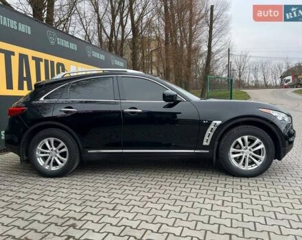 Чорний Інфініті QX70, об'ємом двигуна 3.7 л та пробігом 190 тис. км за 16900 $, фото 5 на Automoto.ua