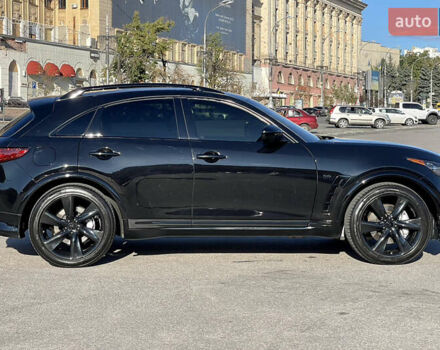 Черный Инфинити QX70, объемом двигателя 5 л и пробегом 171 тыс. км за 18900 $, фото 21 на Automoto.ua