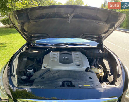 Черный Инфинити QX70, объемом двигателя 2.99 л и пробегом 175 тыс. км за 17900 $, фото 3 на Automoto.ua