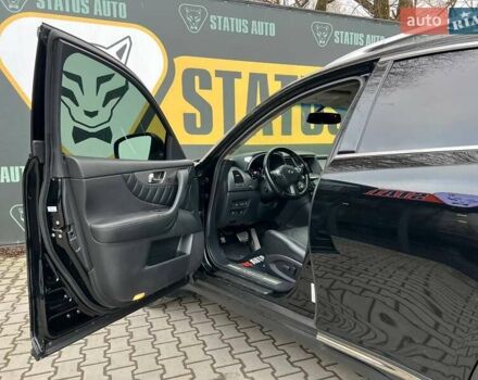 Чорний Інфініті QX70, об'ємом двигуна 3.7 л та пробігом 190 тис. км за 16900 $, фото 12 на Automoto.ua