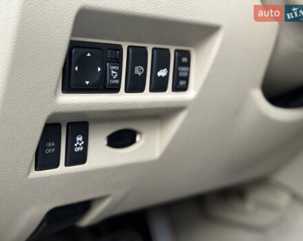 Черный Инфинити QX70, объемом двигателя 2.99 л и пробегом 154 тыс. км за 18700 $, фото 26 на Automoto.ua