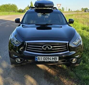 Чорний Інфініті QX70, об'ємом двигуна 3.7 л та пробігом 121 тис. км за 24000 $, фото 12 на Automoto.ua