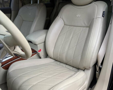 Черный Инфинити QX70, объемом двигателя 2.99 л и пробегом 154 тыс. км за 18700 $, фото 14 на Automoto.ua