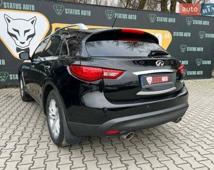 Чорний Інфініті QX70, об'ємом двигуна 3.7 л та пробігом 190 тис. км за 16900 $, фото 6 на Automoto.ua