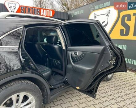 Чорний Інфініті QX70, об'ємом двигуна 3.7 л та пробігом 190 тис. км за 16900 $, фото 30 на Automoto.ua