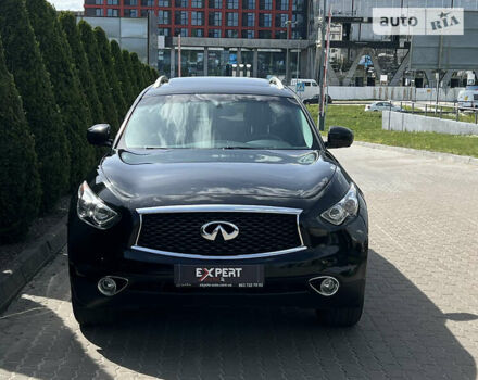 Черный Инфинити QX70, объемом двигателя 3.7 л и пробегом 156 тыс. км за 17990 $, фото 1 на Automoto.ua