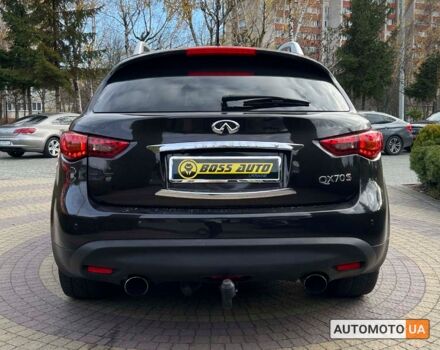 Чорний Інфініті QX70, об'ємом двигуна 3 л та пробігом 165 тис. км за 18500 $, фото 5 на Automoto.ua