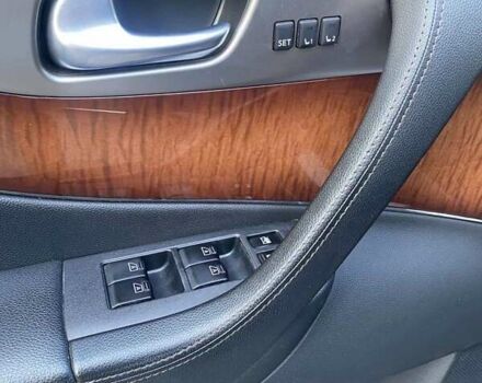 Черный Инфинити QX70, объемом двигателя 2.99 л и пробегом 168 тыс. км за 17900 $, фото 26 на Automoto.ua