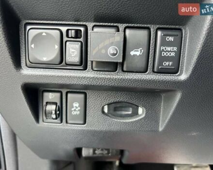 Чорний Інфініті QX70, об'ємом двигуна 3.7 л та пробігом 190 тис. км за 16900 $, фото 17 на Automoto.ua