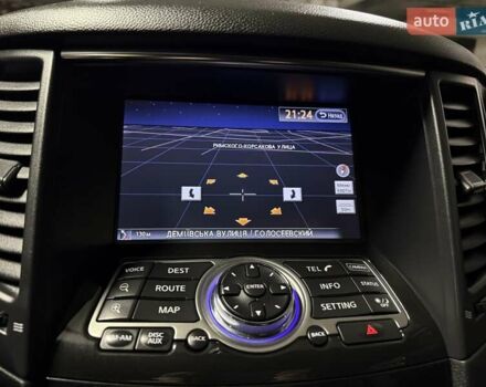 Черный Инфинити QX70, объемом двигателя 3.7 л и пробегом 151 тыс. км за 19700 $, фото 40 на Automoto.ua