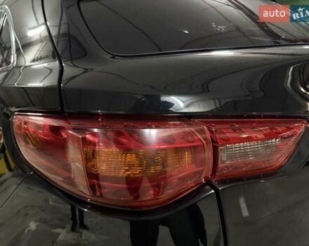 Черный Инфинити QX70, объемом двигателя 3.7 л и пробегом 151 тыс. км за 19700 $, фото 20 на Automoto.ua