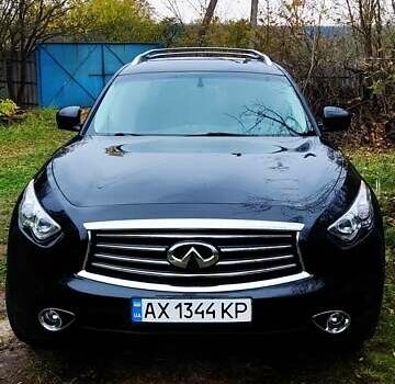 Черный Инфинити QX70, объемом двигателя 3.7 л и пробегом 192 тыс. км за 15500 $, фото 10 на Automoto.ua