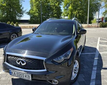 Черный Инфинити QX70, объемом двигателя 3.7 л и пробегом 186 тыс. км за 17800 $, фото 12 на Automoto.ua