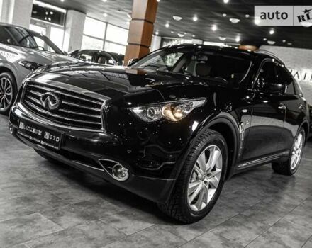 Чорний Інфініті QX70, об'ємом двигуна 3.7 л та пробігом 82 тис. км за 26900 $, фото 11 на Automoto.ua