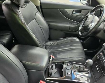 Черный Инфинити QX70, объемом двигателя 3.7 л и пробегом 186 тыс. км за 17800 $, фото 49 на Automoto.ua