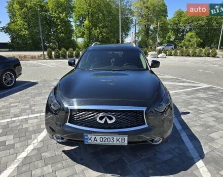 Черный Инфинити QX70, объемом двигателя 3.7 л и пробегом 186 тыс. км за 17800 $, фото 7 на Automoto.ua