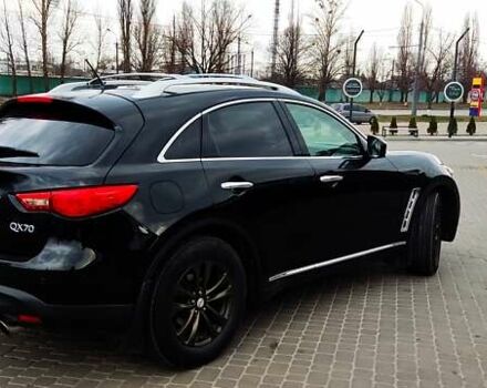 Черный Инфинити QX70, объемом двигателя 3.7 л и пробегом 192 тыс. км за 15500 $, фото 4 на Automoto.ua