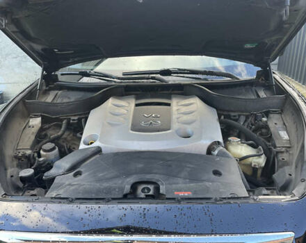 Чорний Інфініті QX70, об'ємом двигуна 2.99 л та пробігом 167 тис. км за 23000 $, фото 5 на Automoto.ua
