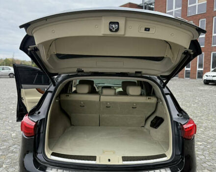 Черный Инфинити QX70, объемом двигателя 3.7 л и пробегом 131 тыс. км за 14299 $, фото 20 на Automoto.ua