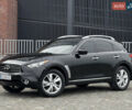 Черный Инфинити QX70, объемом двигателя 3.7 л и пробегом 131 тыс. км за 13599 $, фото 2 на Automoto.ua