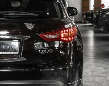 Чорний Інфініті QX70, об'ємом двигуна 3.7 л та пробігом 82 тис. км за 26900 $, фото 14 на Automoto.ua