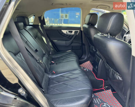 Черный Инфинити QX70, объемом двигателя 3 л и пробегом 215 тыс. км за 17500 $, фото 43 на Automoto.ua