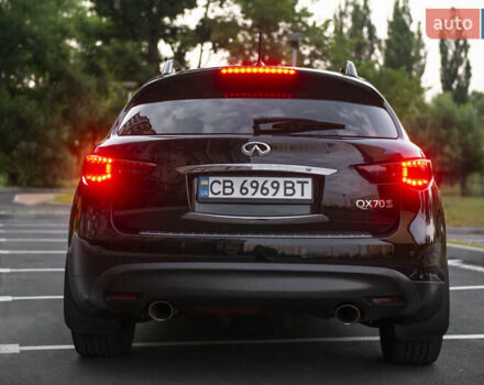 Черный Инфинити QX70, объемом двигателя 3.7 л и пробегом 114 тыс. км за 24999 $, фото 21 на Automoto.ua