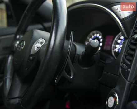 Черный Инфинити QX70, объемом двигателя 3.7 л и пробегом 124 тыс. км за 23000 $, фото 28 на Automoto.ua