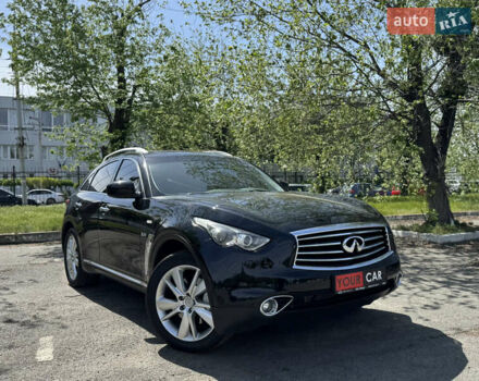 Черный Инфинити QX70, объемом двигателя 3 л и пробегом 215 тыс. км за 17500 $, фото 9 на Automoto.ua