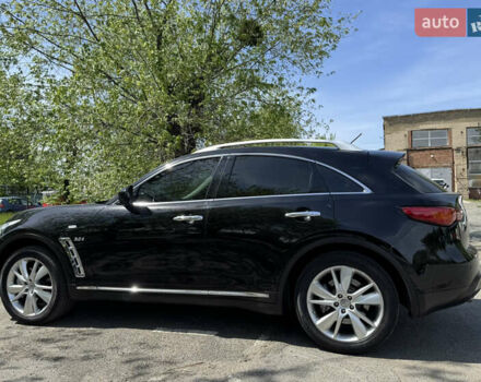 Черный Инфинити QX70, объемом двигателя 3 л и пробегом 215 тыс. км за 17500 $, фото 14 на Automoto.ua