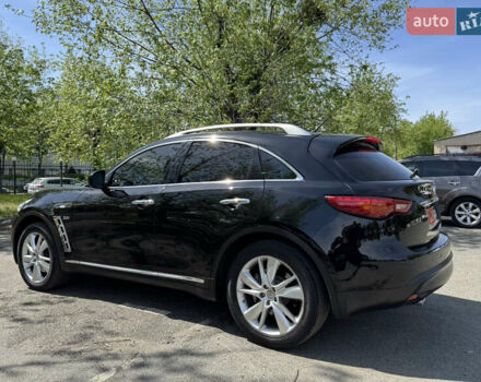 Черный Инфинити QX70, объемом двигателя 3 л и пробегом 215 тыс. км за 17500 $, фото 15 на Automoto.ua