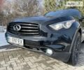 Чорний Інфініті QX70, об'ємом двигуна 3.7 л та пробігом 98 тис. км за 22600 $, фото 4 на Automoto.ua