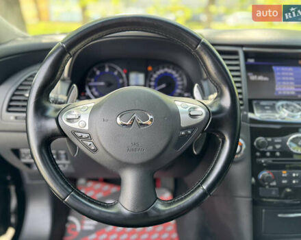 Черный Инфинити QX70, объемом двигателя 3 л и пробегом 215 тыс. км за 17500 $, фото 35 на Automoto.ua
