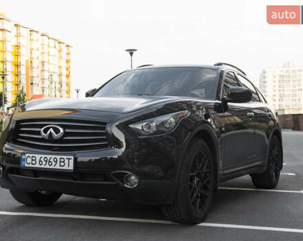 Черный Инфинити QX70, объемом двигателя 3.7 л и пробегом 114 тыс. км за 24999 $, фото 4 на Automoto.ua