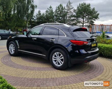 Черный Инфинити QX70, объемом двигателя 3.7 л и пробегом 80 тыс. км за 26499 $, фото 4 на Automoto.ua