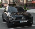 Черный Инфинити QX70, объемом двигателя 3.7 л и пробегом 124 тыс. км за 23000 $, фото 8 на Automoto.ua