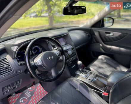 Черный Инфинити QX70, объемом двигателя 3 л и пробегом 215 тыс. км за 17500 $, фото 27 на Automoto.ua