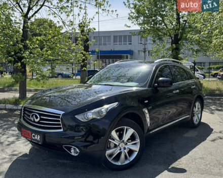 Черный Инфинити QX70, объемом двигателя 3 л и пробегом 215 тыс. км за 17500 $, фото 4 на Automoto.ua