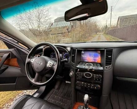 Черный Инфинити QX70, объемом двигателя 2.99 л и пробегом 169 тыс. км за 23999 $, фото 25 на Automoto.ua