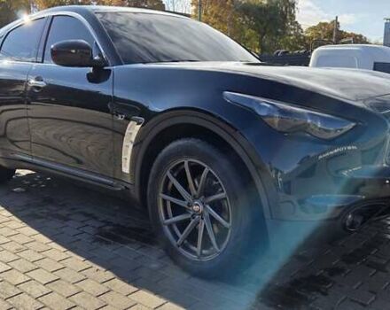 Черный Инфинити QX70, объемом двигателя 3.7 л и пробегом 168 тыс. км за 20800 $, фото 8 на Automoto.ua