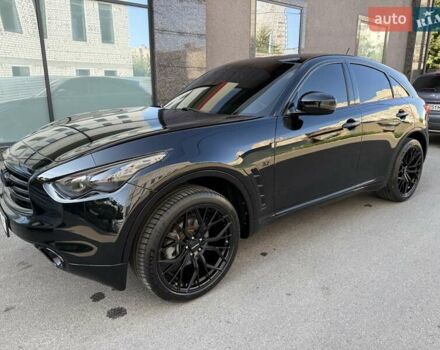 Черный Инфинити QX70, объемом двигателя 3.7 л и пробегом 81 тыс. км за 28500 $, фото 14 на Automoto.ua