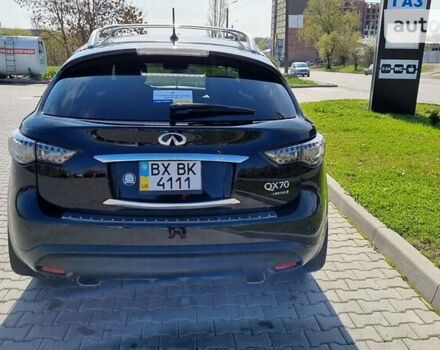 Черный Инфинити QX70, объемом двигателя 3.7 л и пробегом 155 тыс. км за 21300 $, фото 12 на Automoto.ua