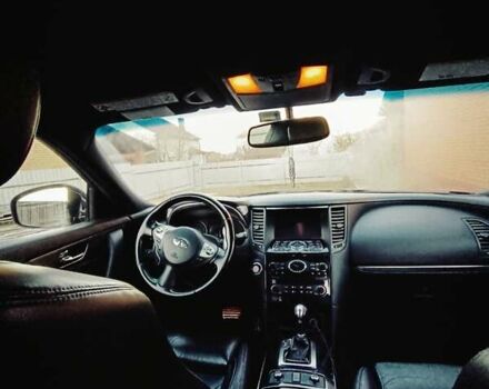 Черный Инфинити QX70, объемом двигателя 3.7 л и пробегом 160 тыс. км за 18500 $, фото 14 на Automoto.ua