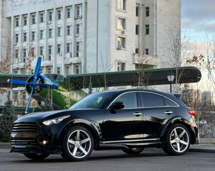 Черный Инфинити QX70, объемом двигателя 3.7 л и пробегом 128 тыс. км за 26500 $, фото 19 на Automoto.ua
