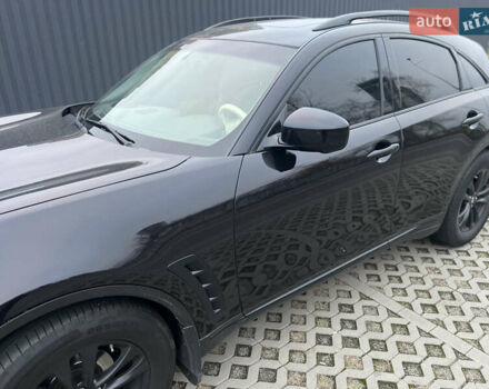 Черный Инфинити QX70, объемом двигателя 3.7 л и пробегом 194 тыс. км за 14900 $, фото 1 на Automoto.ua