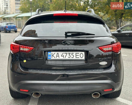 Черный Инфинити QX70, объемом двигателя 3.7 л и пробегом 194 тыс. км за 15900 $, фото 2 на Automoto.ua